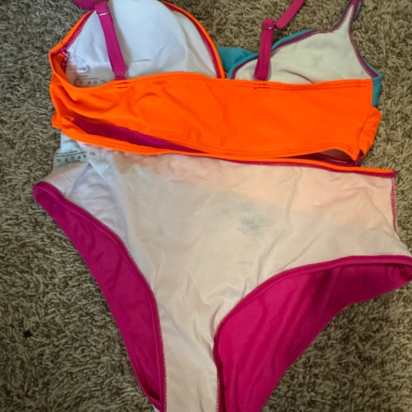 Colorful Bikini Set - Picture 5 of 5